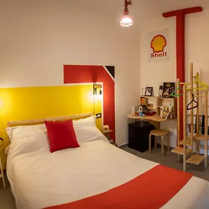 R&b La Pomposa Dei Motori Guest house