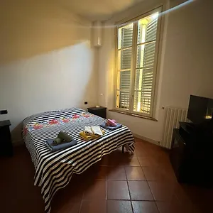 Asaproom-modena Centro Guest house